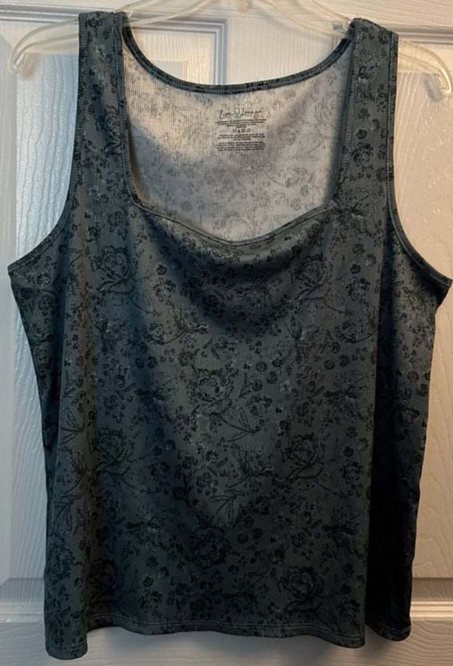 Live 2 Lounge Floral Ribbed Tank Top Size L